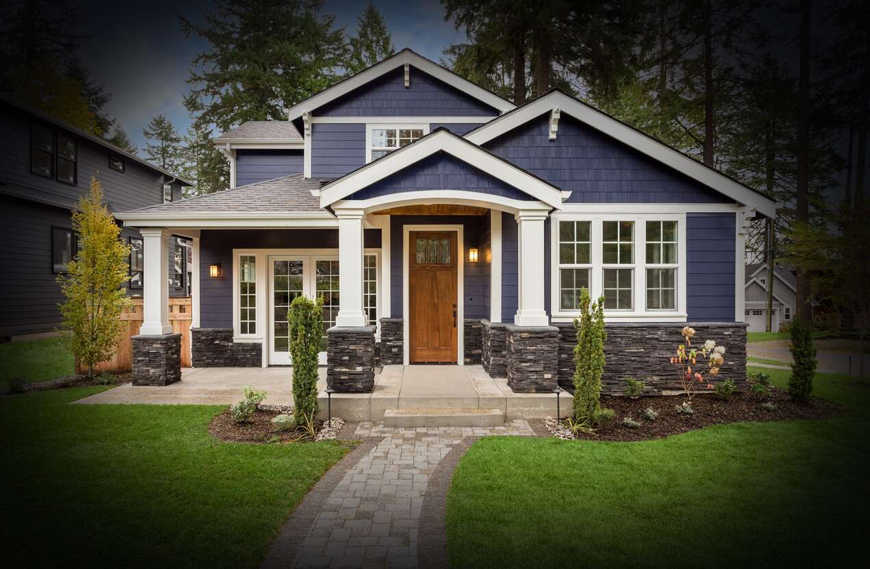 Front of a house in daylight from the perspective of someone with Usher syndrome. Second of five stages. 