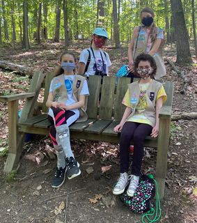 GS Troop 1673 takes their first hike of 2021 at Wolf Trap National Park to earn their Trailblazing badge