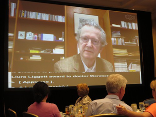 Photo of Dr. Richard Weleber accepting the Llura Liggett Gund award by Skype.